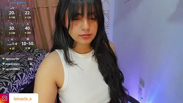 Snapshot of _laina_ chatting on March 15, 2025, 9:30 am laina online show from March 15, 2025, 9:30 am