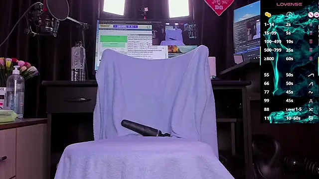 Raissa sky26 online show from March 4, 2025, 3:33 am