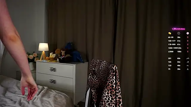 Snapshot of DarylBarks chatting on January 20, 2025, 4:32 am DarylBarks online show from January 20, 2025, 4:32 am