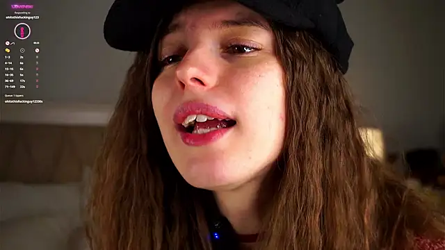 Snapshot of DarylBarks chatting on January 31, 2025, 1:11 am DarylBarks online show from January 31, 2025, 1:11 am