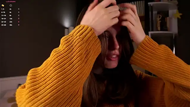 Snapshot of DarylBarks chatting on September 9, 2025, 1:05 am DarylBarks online show from September 9, 2025, 1:05 am