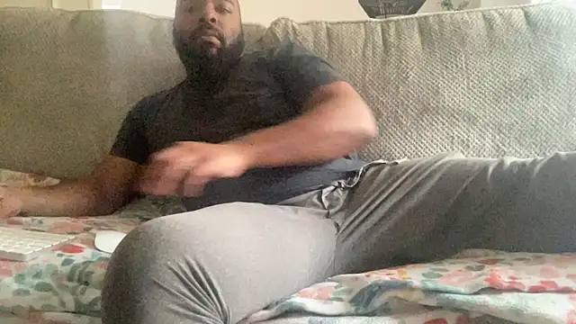 Snapshot of Bbcfun44 chatting on December 8, 2024, 7:32 pm Bbcfun44 online show from December 8, 2024, 7:32 pm