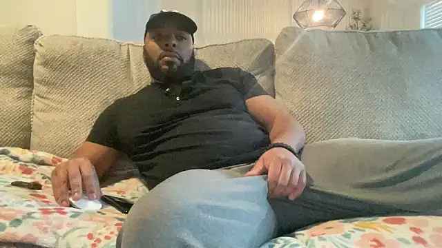 Snapshot of Bbcfun44 chatting on February 19, 2025, 2:23 pm Bbcfun44 online show from February 19, 2025, 2:23 pm