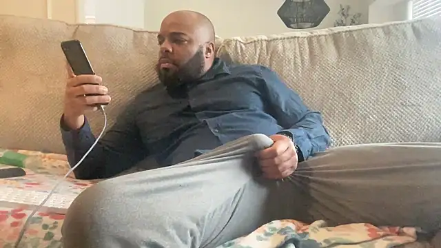 Snapshot of Bbcfun44 chatting on February 21, 2025, 7:10 pm Bbcfun44 online show from February 21, 2025, 7:10 pm