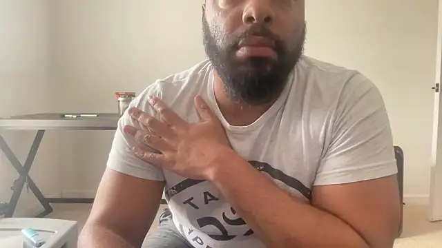 Snapshot of Bbcfun44 chatting on February 3, 2026, 3:06 pm Bbcfun44 online show from February 3, 2026, 3:06 pm