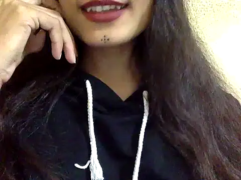 Snapshot of krati74 chatting on February 6, 2025, 1:43 pm krati74 online show from February 6, 2025, 1:43 pm