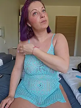 Chaudesquirt online show from March 31, 2026, 9:21 am