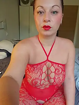 Snapshot of Chaudesquirt chatting on May 4, 2026, 6:20 am Chaudesquirt online show from May 4, 2026, 6:20 am