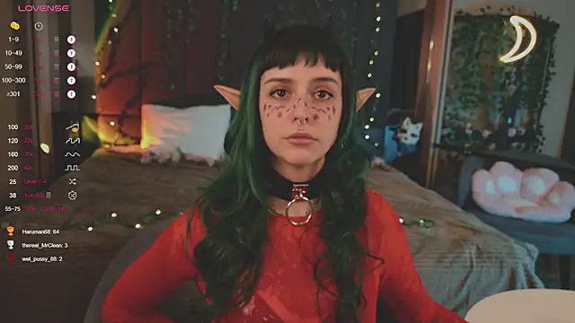 Snapshot of MichaellaMoon chatting on February 26, 2025, 4:14 pm MichaellaMoon online show from February 26, 2025, 4:14 pm