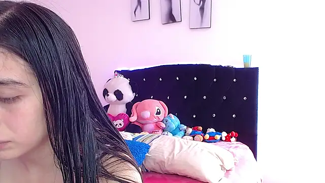 Snapshot of Bonny_Bonss chatting on July 25, 2026, 8:06 pm Bonny Bonss online show from July 25, 2026, 8:06 pm