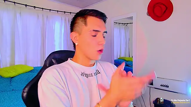 Chris Maddox online show from December 3, 2025, 7:45 pm