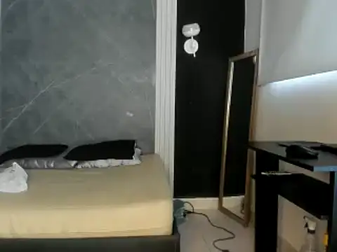 YummyDuooo online show from January 19, 2025, 11:56 am