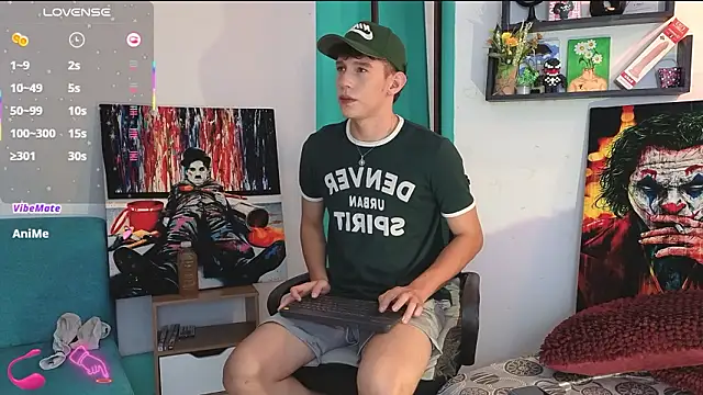 flowers18 online show from March 22, 2026, 11:19 pm