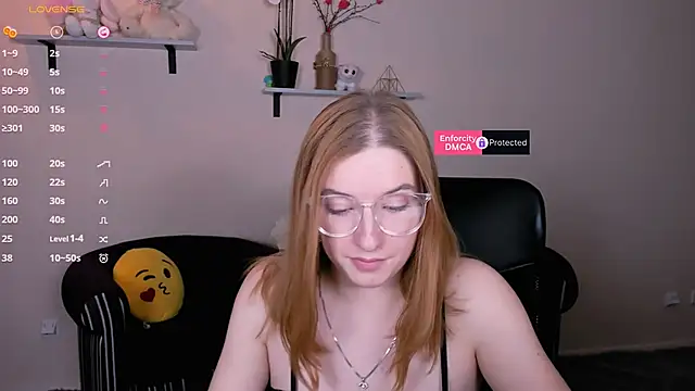 Snapshot of daisy_candy chatting on February 14, 2025, 8:37 pm daisy candy online show from February 14, 2025, 8:37 pm