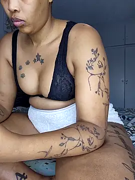 Drippincaty online show from March 17, 2026, 4:39 am