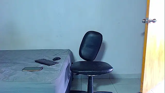 mikecoper 23 online show from February 10, 2026, 2:10 pm