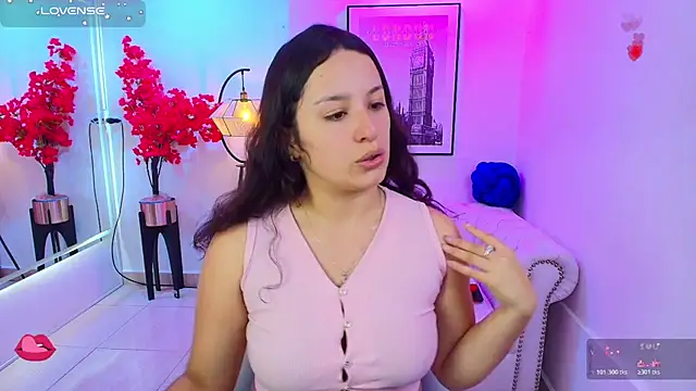 Snapshot of Miia_bela chatting on November 14, 2025, 7:45 pm Miia bela online show from November 14, 2025, 7:45 pm