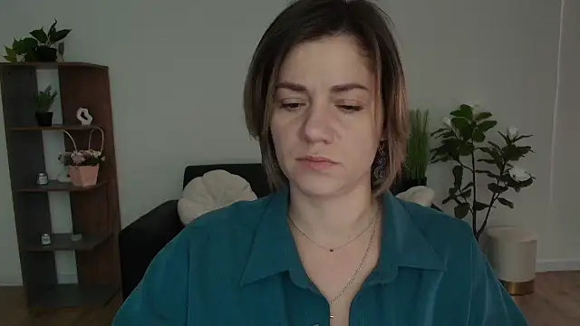 MariaSttone online show from December 13, 2024, 10:30 am