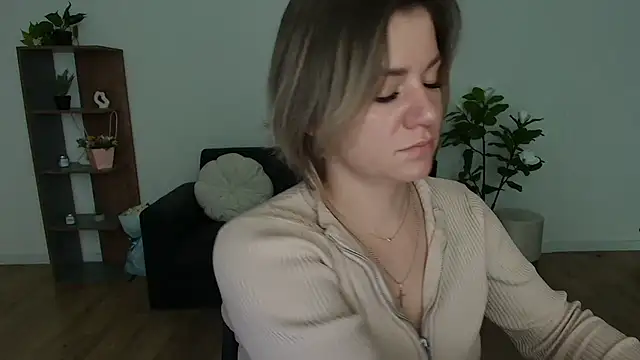 MariaSttone online show from December 23, 2024, 3:33 pm