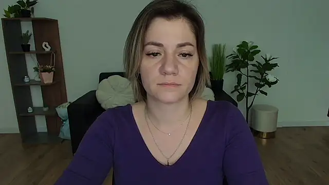 MariaSttone online show from December 25, 2024, 1:19 pm