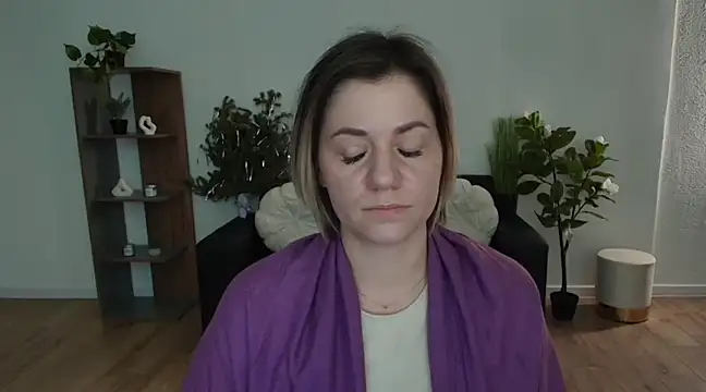 MariaSttone online show from January 15, 2025, 1:09 pm