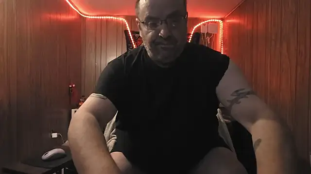 Snapshot of Black_Venom999 chatting on December 31, 2024, 3:34 am Black Venom999 online show from December 31, 2024, 3:34 am