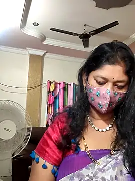 Snapshot of Bangarupapa chatting on November 11, 2025, 5:13 pm Bangarupapa online show from November 11, 2025, 5:13 pm