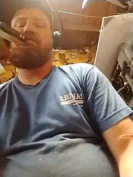 hornygiltz92 online show from February 13, 2026, 11:06 am