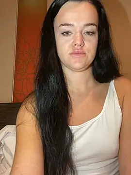 Snapshot of English-Chloe96 chatting on February 1, 2026, 6:56 am English-Chloe96 online show from February 1, 2026, 6:56 am