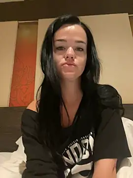 Snapshot of English-Chloe96 chatting on March 3, 2026, 5:35 am English-Chloe96 online show from March 3, 2026, 5:35 am