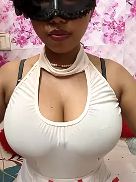 sandy naughty online show from July 19, 2026, 5:27 pm