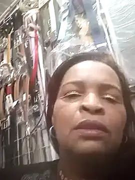 Snapshot of _violetta_- chatting on February 27, 2025, 9:04 pm violetta - online show from February 27, 2025, 9:04 pm