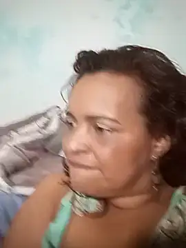 Snapshot of _violetta_- chatting on March 6, 2025, 4:30 am violetta - online show from March 6, 2025, 4:30 am