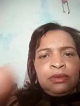 Snapshot of _violetta_- chatting on March 6, 2025, 7:32 pm violetta - online show from March 6, 2025, 7:32 pm