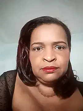 Snapshot of _violetta_- chatting on March 8, 2025, 10:24 pm violetta - online show from March 8, 2025, 10:24 pm