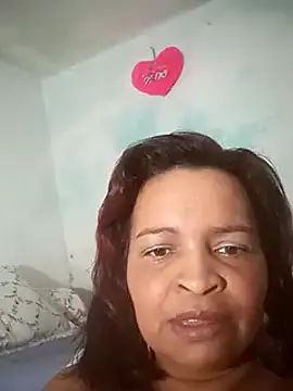 Snapshot of _violetta_- chatting on March 11, 2025, 1:16 am violetta - online show from March 11, 2025, 1:16 am