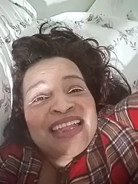 Snapshot of _violetta_- chatting on March 13, 2025, 5:50 pm violetta - online show from March 13, 2025, 5:50 pm