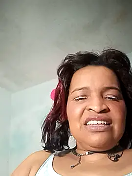 Snapshot of _violetta_- chatting on March 22, 2025, 3:20 am violetta - online show from March 22, 2025, 3:20 am