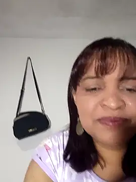 Snapshot of _violetta_- chatting on September 11, 2025, 9:15 pm violetta - online show from September 11, 2025, 9:15 pm