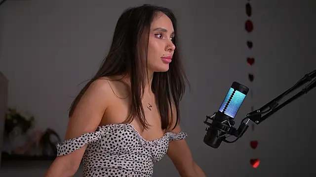 Mila May  online show from February 9, 2025, 6:11 am