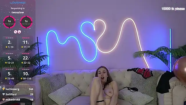 JennyyLuv online show from February 13, 2025, 2:01 am