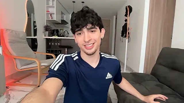 zenn rush1 online show from October 31, 2025, 2:07 pm