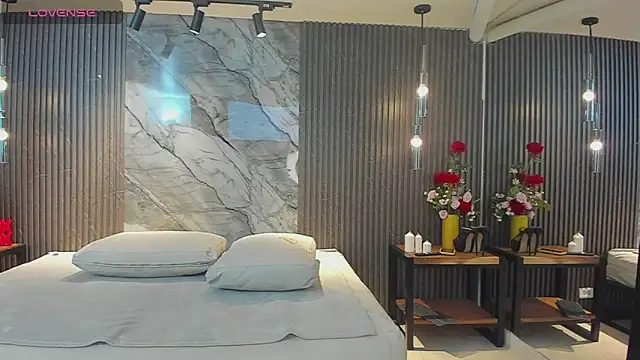 julietha taylor online show from March 17, 2026, 1:43 am