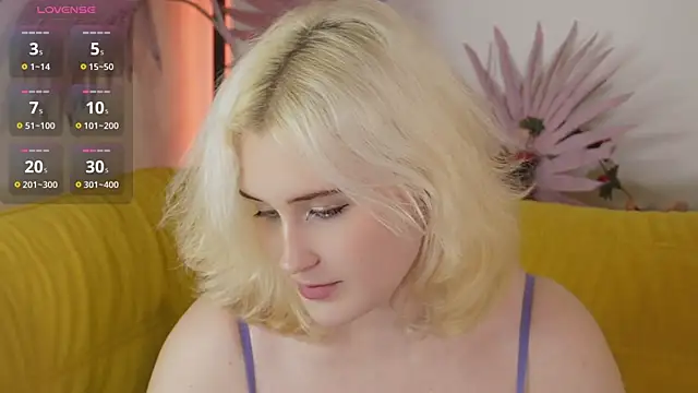 tiffannyjons online show from October 15, 2025, 5:35 pm