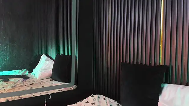 Snapshot of AndyBlake_ chatting on January 23, 2025, 5:35 am AndyBlake online show from January 23, 2025, 5:35 am