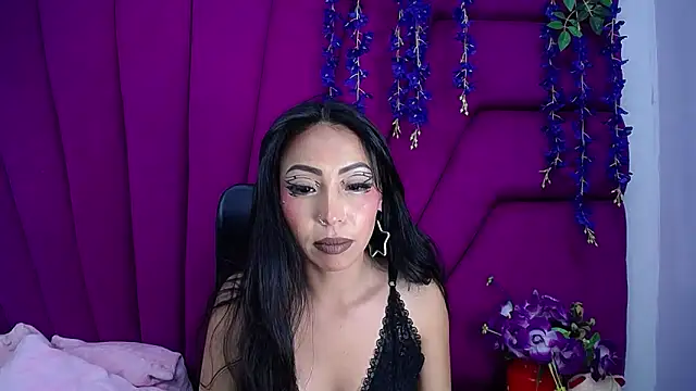 nathalia pink online show from May 13, 2026, 3:37 am