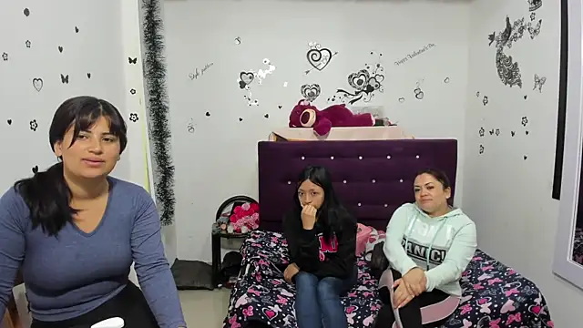 Luna Star Sl online show from January 18, 2025, 12:26 pm