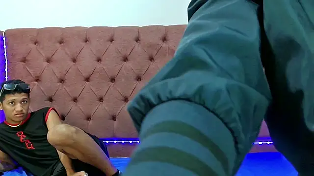 Snapshot of boys_yourparty chatting on January 29, 2025, 1:28 pm boys yourparty online show from January 29, 2025, 1:28 pm