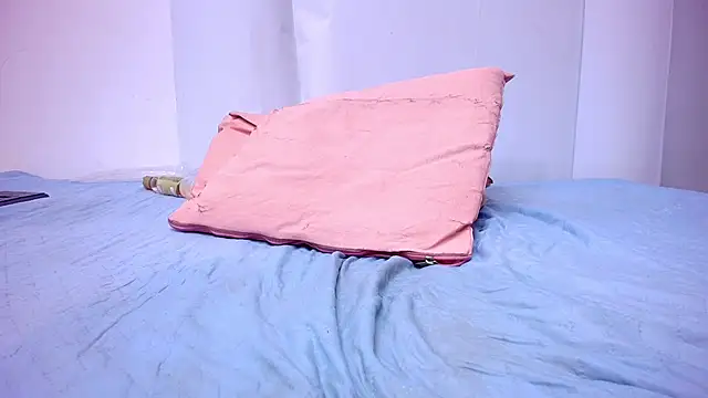 franyelimss online show from January 28, 2025, 10:12 pm