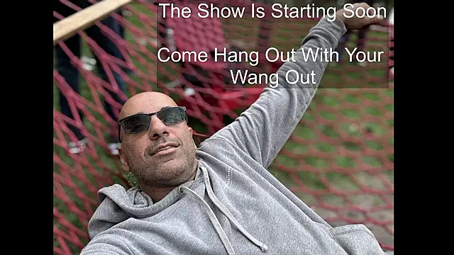 bear russian hunk online show from March 17, 2026, 5:05 pm